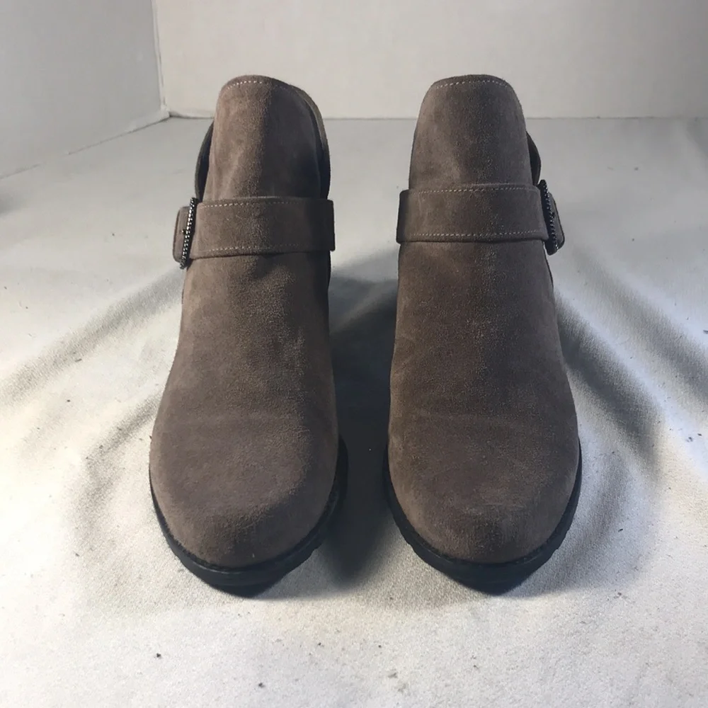 Stuart Weitzman Women's Gray Suede Desert Pull On Blocked Heel Ankle Boots 9M